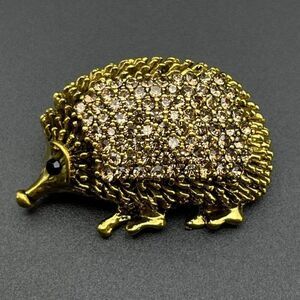 Yellow Gold with White DIamond and Black Onyx Crystal Hedgehog Pin Back Brooch